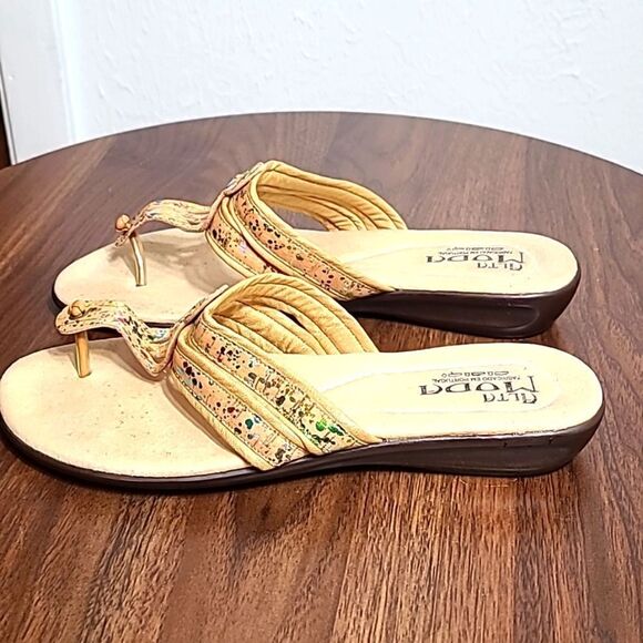 Alta Moda Gold Slip-on Sandals with Colored Sparkles, Size US 8.5 or 39 Shoes - Picture 7 of 9